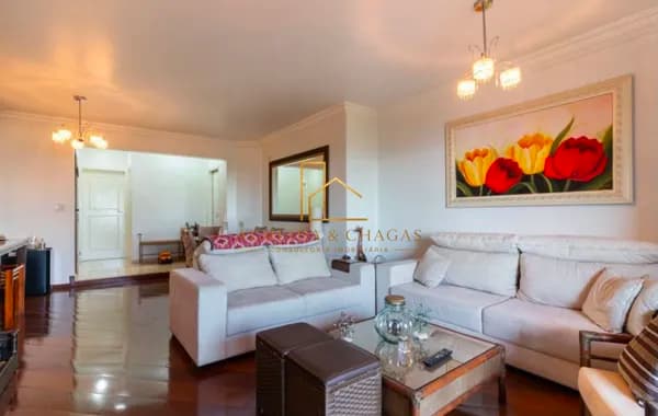 Apartamento à Venda no Edifício De Ville – 154m² | 3 Dormitórios | 1 Suíte | 2 Vagas