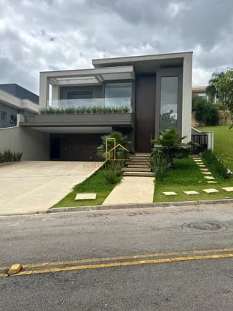 Casa de Alto Padrão à Venda no Residencial Campos do Conde – Alphaville/Tamboré