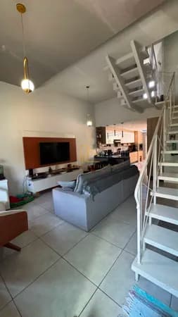 Casa à Venda no Condomínio Marte | Jardim Tupanci – Barueri | 123 m² | 3 Dormitórios | 1 Suíte | Área Gourmet