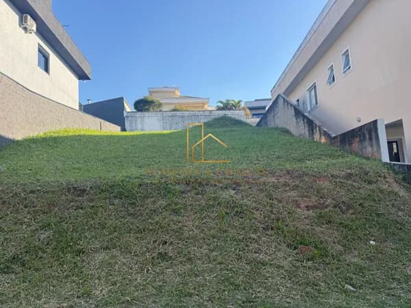 Condomínio New Ville