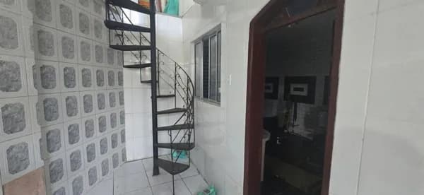 Casa na Jabatiteua - na vila São Francisco - Perto da garagem do arsenal venha conhecer 01