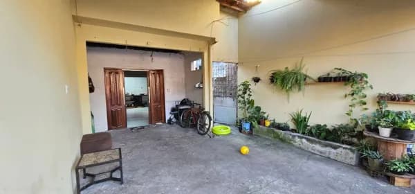 Invista em um Imóvel Completo com Casa e Ponto Comercial em Ananindeua