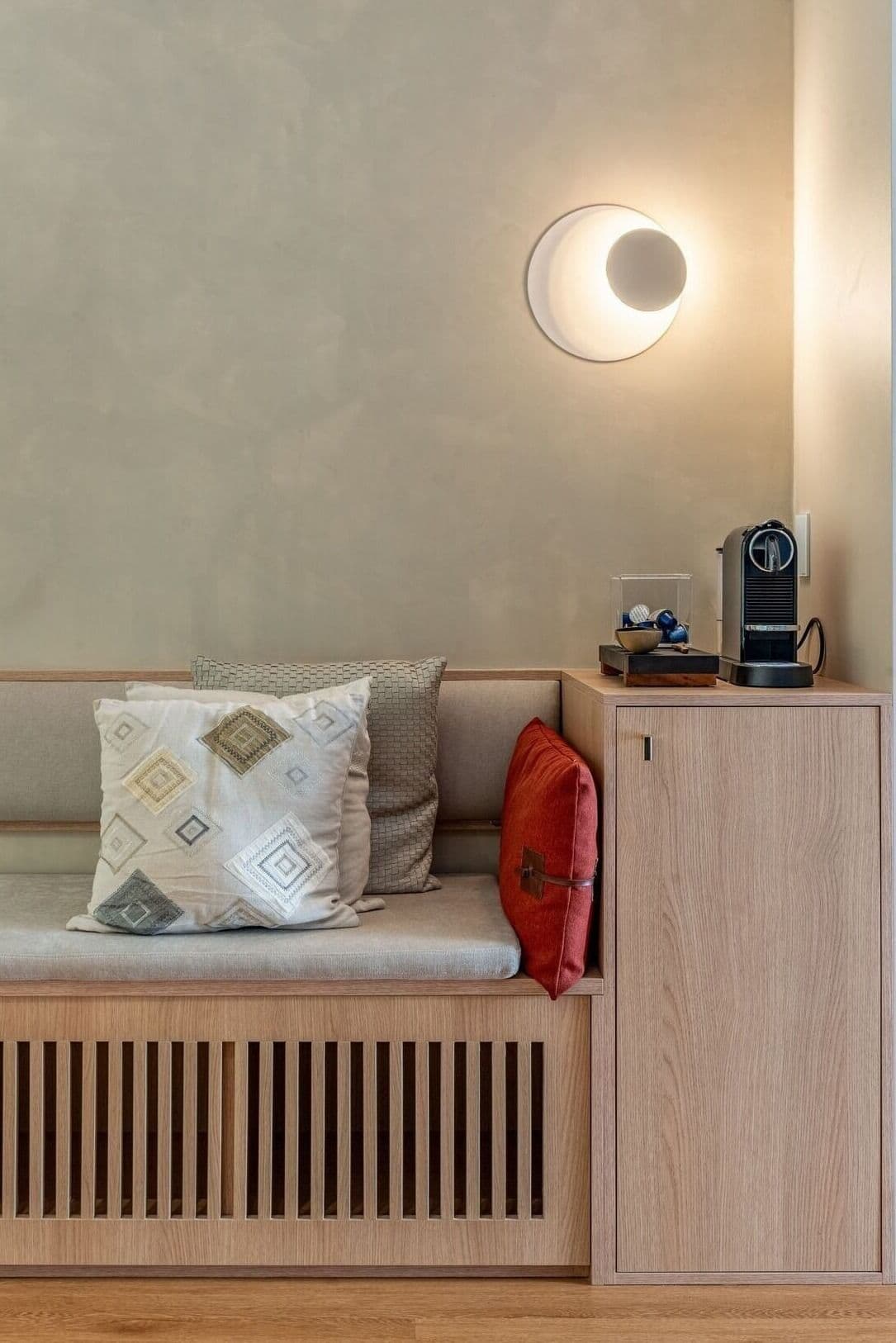 Apartamento Compacto com Coworking e Lavanderia Compartilhada