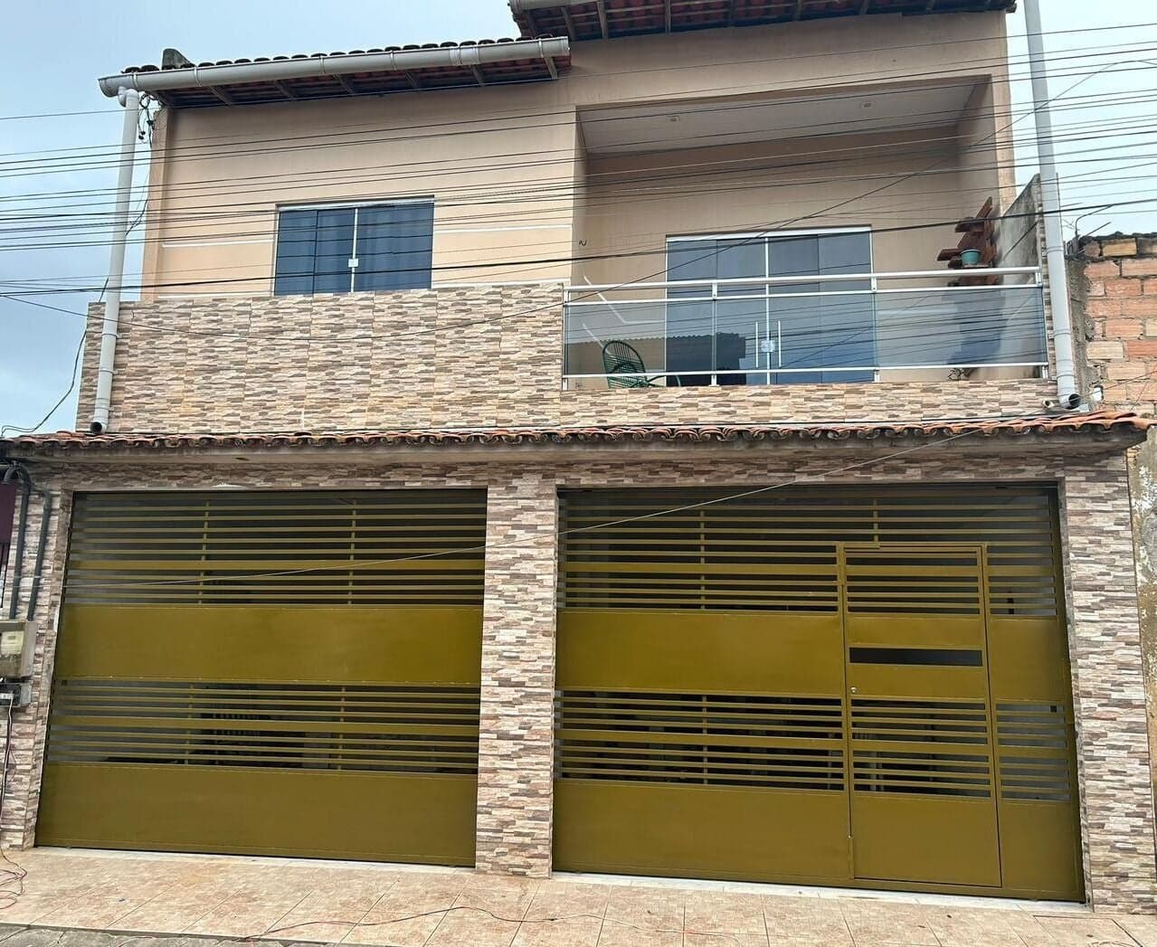 Casa à Venda no Guanabara com 4 Quartos, Escritório e Garagem para 2 Carros