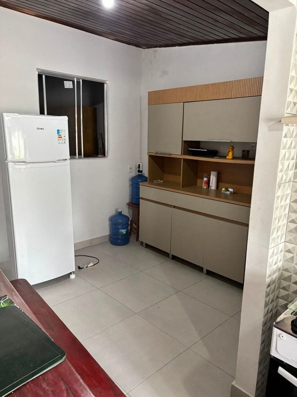 Casa com Garagem e Terreno Amplo à Venda em Belém