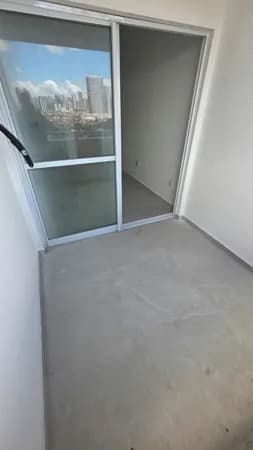 EDIFICIO PORTO REAL NO BAIRRO DA PEDREIRA