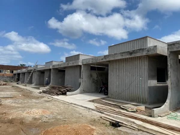 Casa Nova em Condomínio Fechado – Jardins Di Seffer com Financiamento