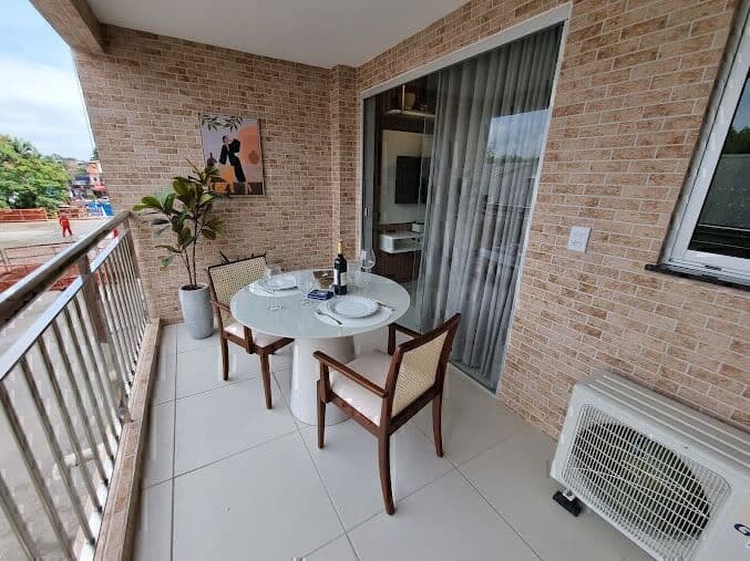 Piazza Toscana – Um apartamento com 3 quartos, 3 banheiros sendo 1 suíte, 1 vaga 81
