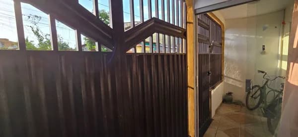 Casa no 40 horas com 3/4 2 suites com quintal - Somente Avista