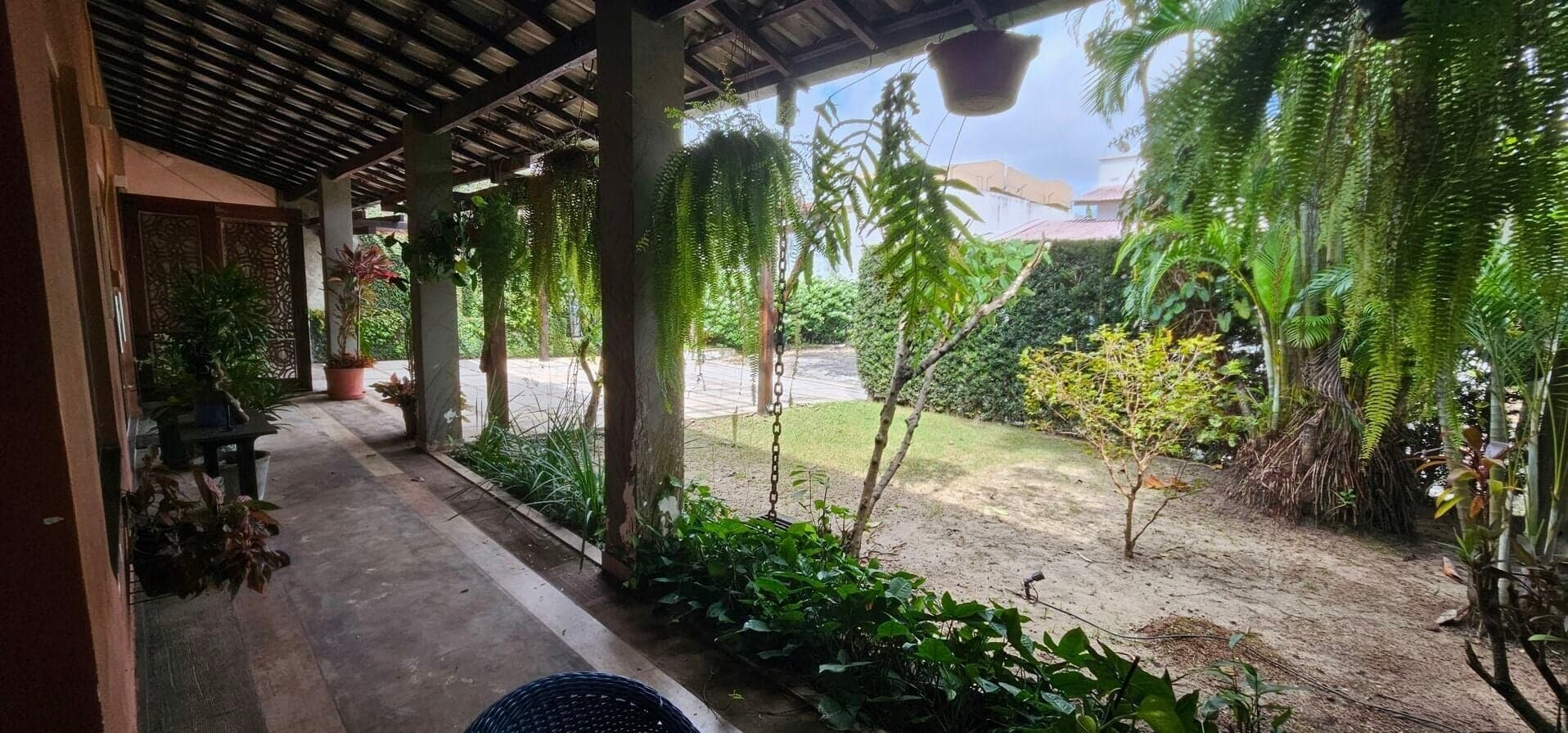 Casa à Venda no Cypress Garden com 3 Quartos e Suíte
