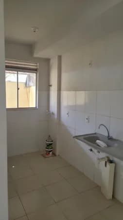 More com Conforto e Segurança: 2 Quartos, Quintal e Condomínio Incluso