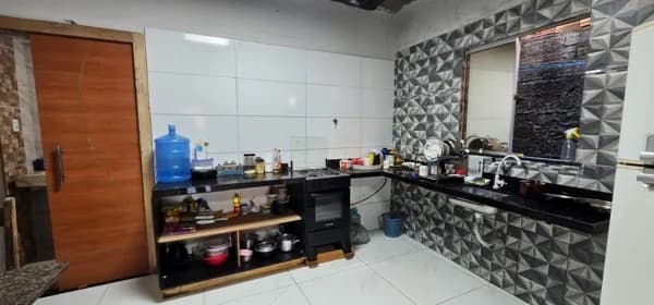 Oportunidade: Casa com Garagem e Ponto Comercial na Passagem Bom Jesus
