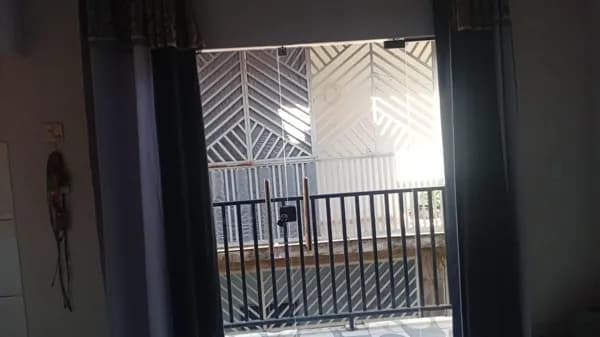 Casa Ampla com 3 Suítes 2 Kitnets a 200m da Av. Augusto Montenegro