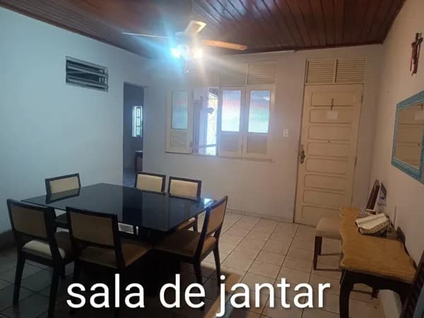 Casa Ampla no Residencial Tucuruvi – 3 Quartos e Espaço para Comércio