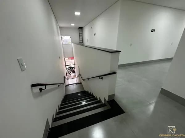 Sala/Conjunto em Patos de Minas - Caramuru