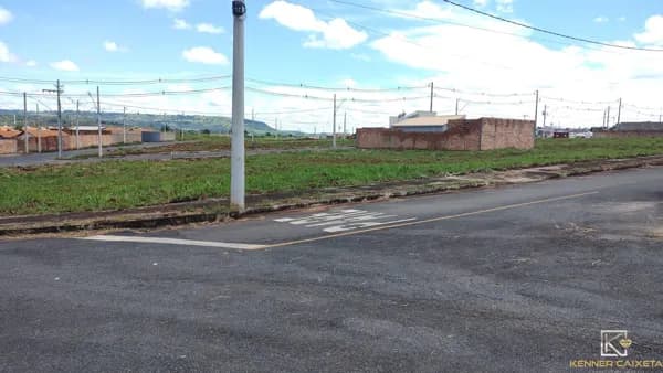 Lote/Terreno em Patos de Minas - Sorriso