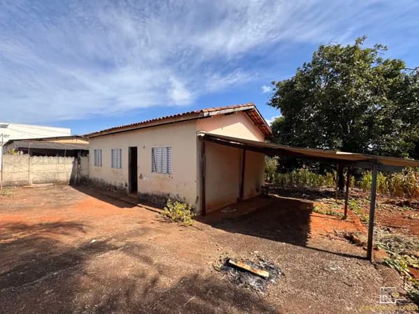 Casa em Patos de Minas - Caramuru