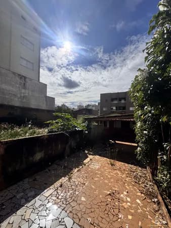 Lote/Terreno em Patos de Minas - Antônio Caixeta
