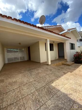 Casa em Patos de Minas - Guanabara