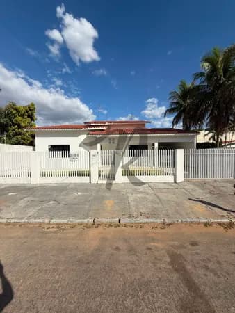 Casa em Primavera do Leste - Centro