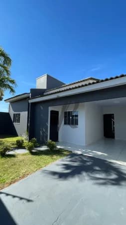 Casa em Primavera do Leste - poncho verde III