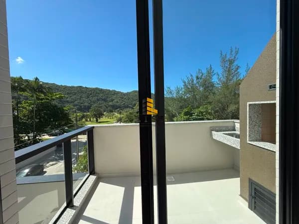 Cobertura nova próximo da praia de Mariscal à venda em Bombinhas/SC