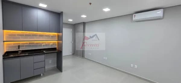 Sala comercial com 42m² pronta para trabalhar em Valongo, Santos/SP
