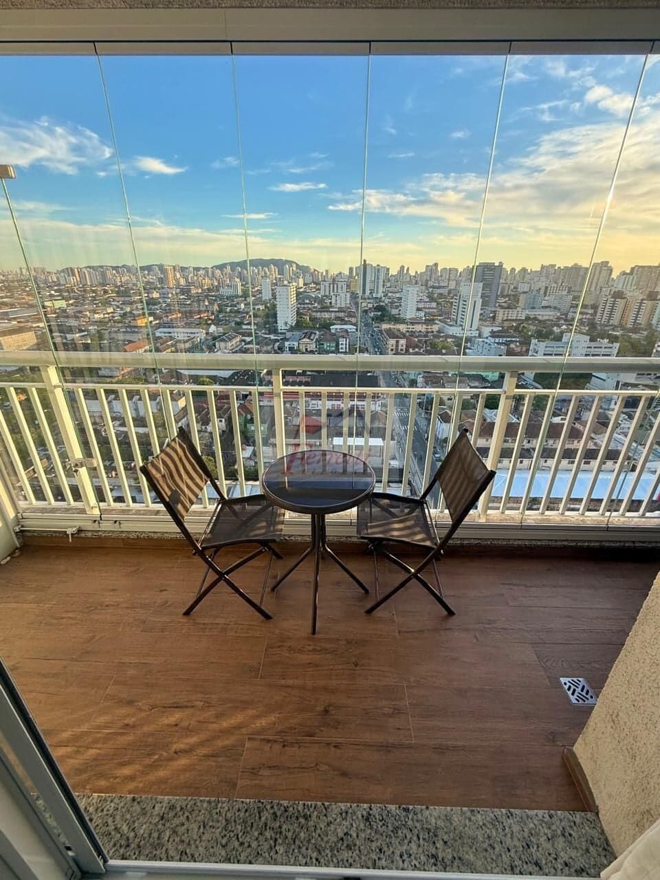 Apartamento com 1 dormitório mobiliado e climatizado para locação ao lado da UNIFESP em Vila Matias, Santos/SP
