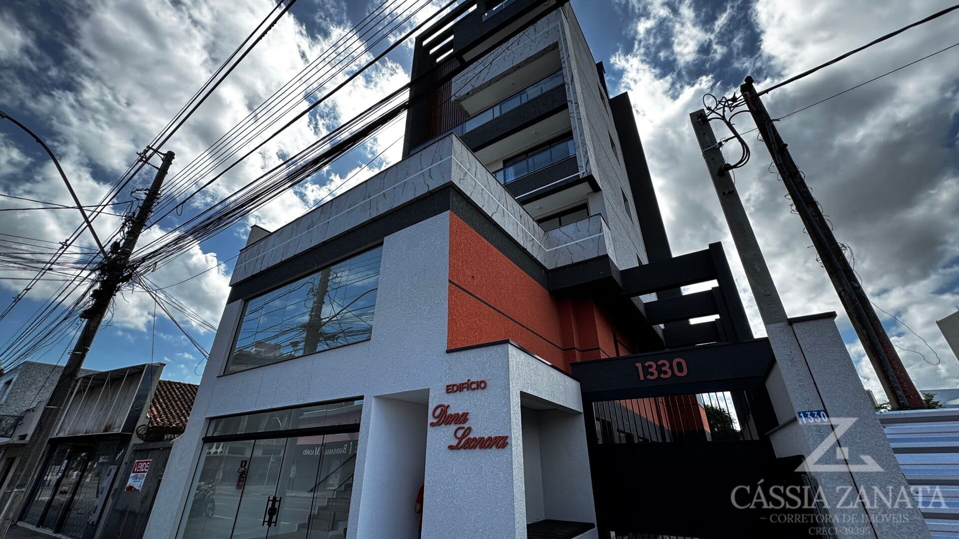 Apartamento 3 quartos sendo uma suite - Centro - São José dos Pinhais