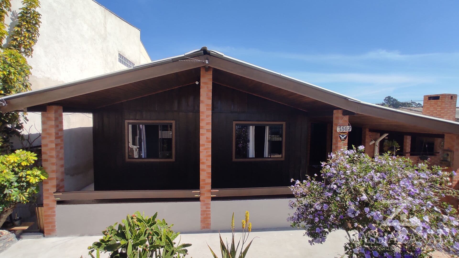 Casa em São José dos Pinhais - Afonso Pena