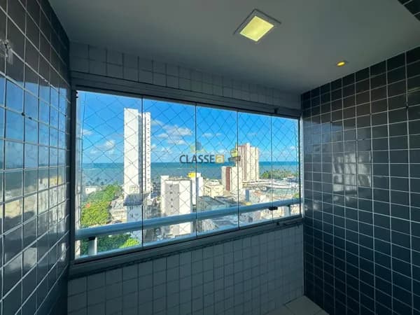 Apartamento Com 3 Quartos em Candeias