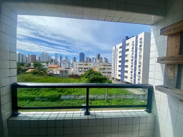 Apartamento 2 Quartos Reformado em Piedade