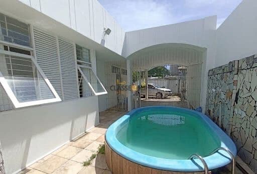 Casa 4 Quartos com Piscina em Massangana