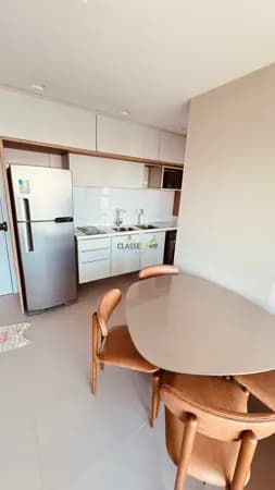 Apartamento Com 1 Quarto em São José.