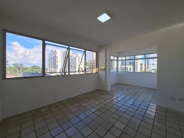 Apartamento Grande 3 Quartos em Candeias