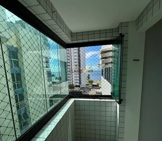 Apartamento com Vista Mar 2 Quartos em Candeias