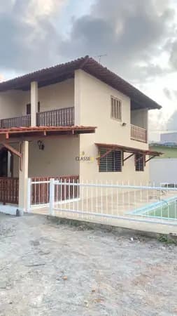 Casa 4 Quartos com Piscina em Candeias