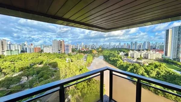 Apartamento 4 Suítes ao lado do Parque da Jaqueira
