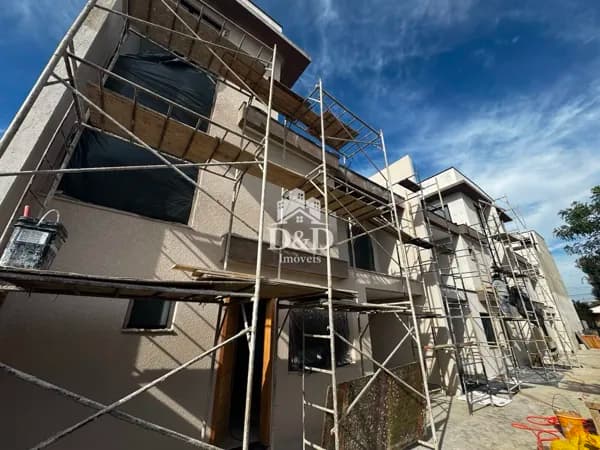 Oportunidade no bairro Uberaba Casa Triplex Em construção