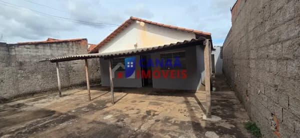 Casa 2 quartos bairro aurora, aceita financiamento