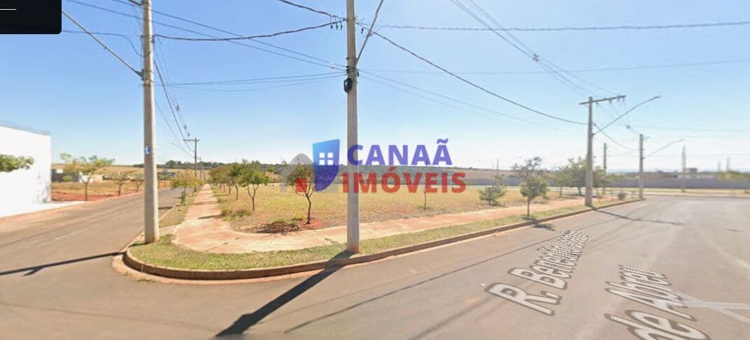 lote em frente a praça do bairro Nascente Portal do Vale