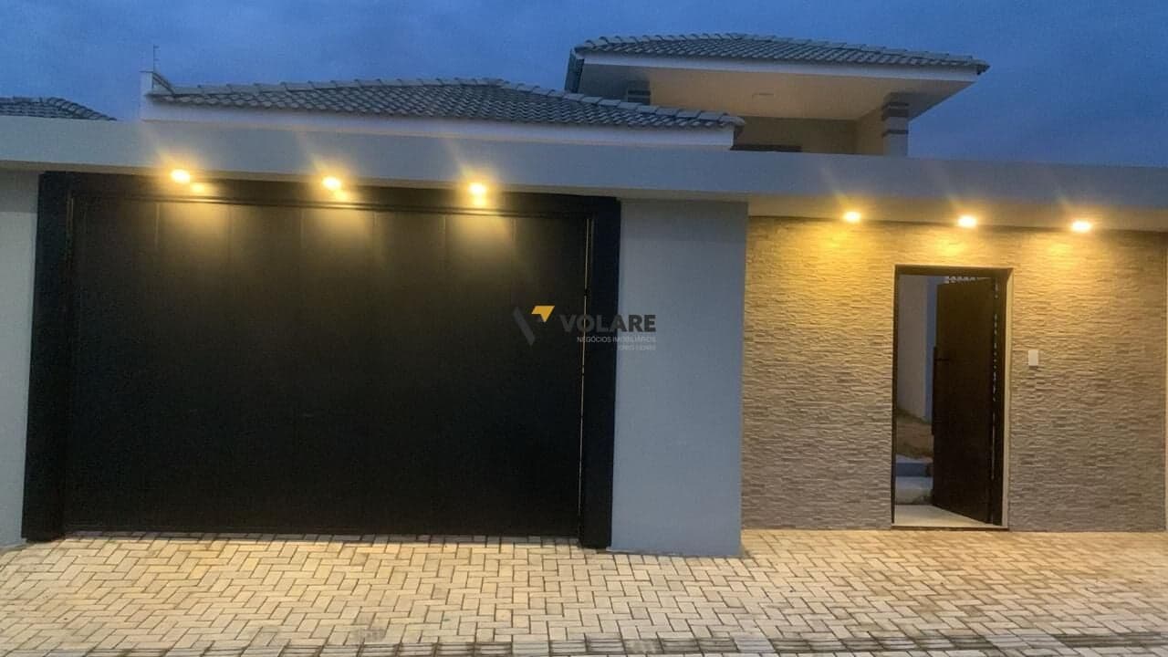 Casa de Alto Padrão à Venda – Bairro Vila Rica