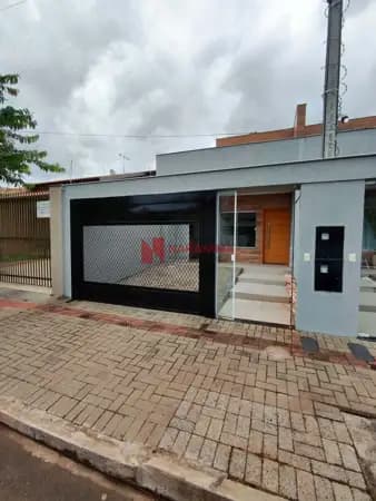 Casa para Locação no Jardim Belo Horizonte com Suíte e Closet
