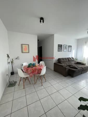 Apartamento à Venda no Centro de Londrina com 3 Quartos