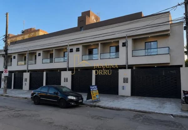 Casa com 3 quartos sendo 1 suíte