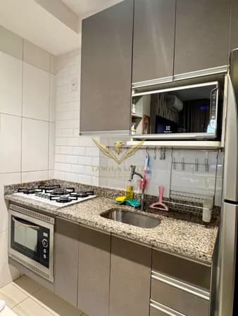 Apartamento 2 quartos com varanda reformado - Aceita Financiamento - Samambaia Norte