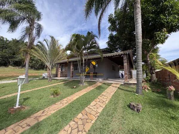 Casa de Campo à Venda no Ninho Verde II – Próxima ao Lago e às Trilhas Ecológicas