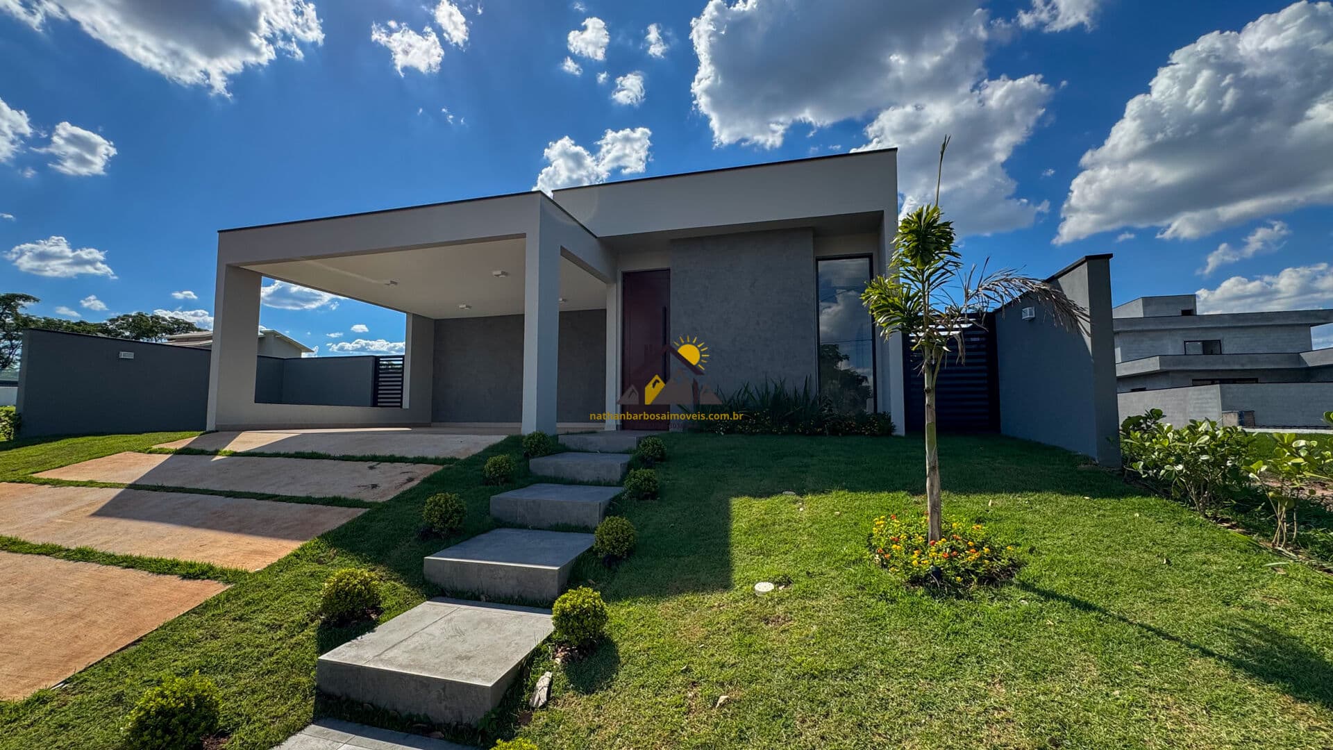 Casa Nova à Venda no Ninho Verde 2 – 3 Dormitórios 2 suítes, Piscina e Área Gourmet