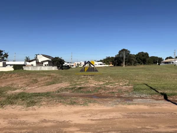 Lote Plano em Região Valorizada do Ninho Verde 2 — Próximo ao Centro Comercial