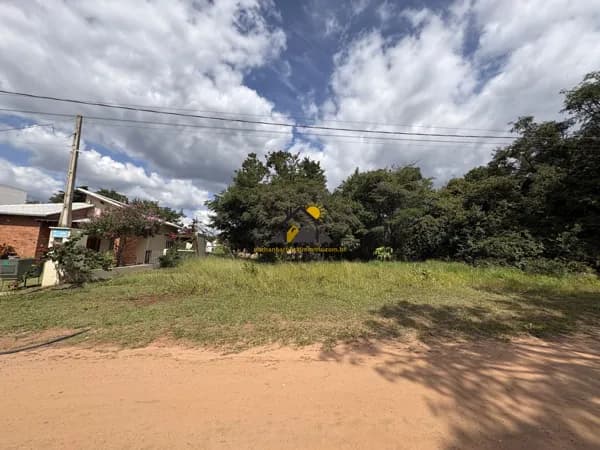 Terreno Plano à Venda no Ninho Verde 2 Próximo ao Centro Comercial